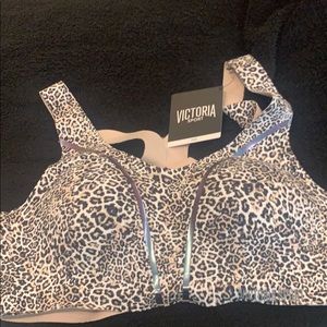 NWT Angel Max Vicioria’s secret sports bra